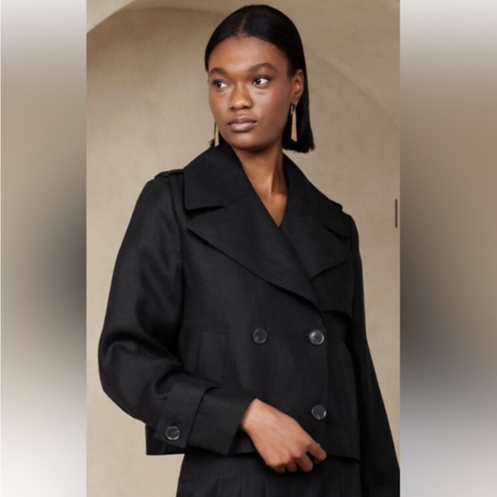 Banana Republic Cropped Trench